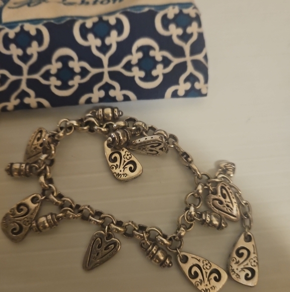 Brighton Brazilian Heart Charm Bracelet Scrolled Silver Plated Retired 8" - Picture 5 of 6